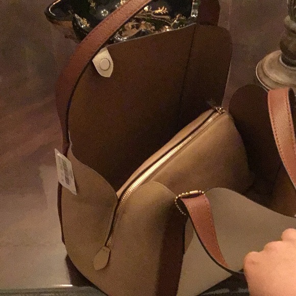 Coach Hand bag - Picture 7 of 8